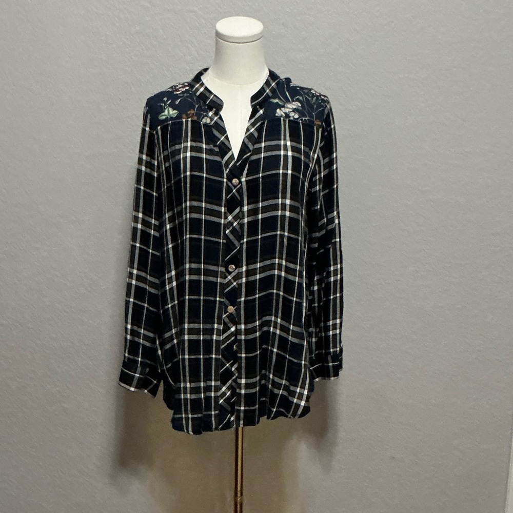 Navy Plaid Button-Up Top with Floral Yoke - Women